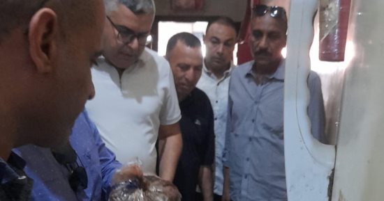 ضبط لحوم فاسدة وغلق 8 منشآت مخالفة خلال حملات مكبرة بحى الطالبية.. صور