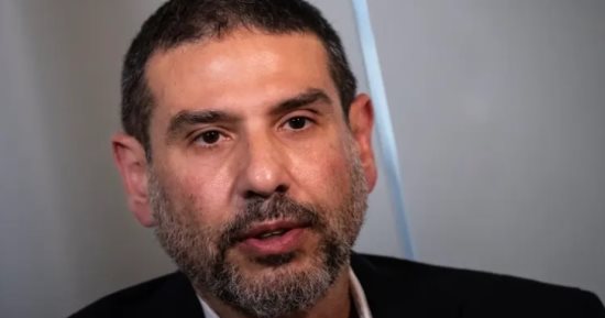 مصرى المولد ومعارض لإسرائيل.. آدم حماوى يقترب من عضوية الكونجرس الأمريكى