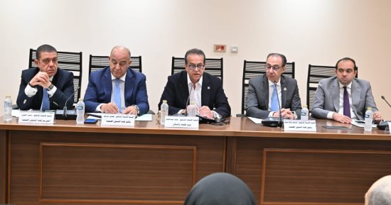 وزير الصحة للنواب: لا يوجد تضارب اختصاصات مع السياحة.. ومنشآتنا تخضع للتراخيص