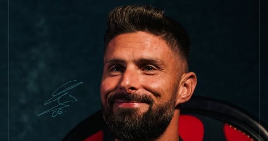 جيرو يجدد عقده مع ليل الفرنسى عامًا إضافيًا حتى 2027