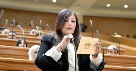 إليزابيث شاكر: المباحثات المصرية الإريترية تؤكد حماية الأمن القومى