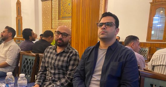 رئيس تحرير "الوطن" والإعلامى أحمد فايق يقدمان واجب العزاء فى الزميل الراحل أحمد عادل
