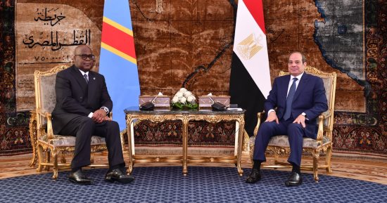 الرئيس السيسى يوجه رسالة صادقة لشعوب كافة الدول الشقيقة فى حوض النيل: كل ما تريده مصر هو الالتزام بمبادئ القانون الدولى وحسن الجوار وتحقيق المنفعة المشتركة لجميع شعوب حوض النيل وتفادى الإضرار بأى طرف والعمل معا