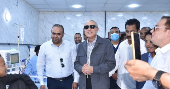 محافظ الأقصر يفتتح وحدة الغسيل الكلوى الجديدة بمدينة إسنا لدعم المرضى.. صور