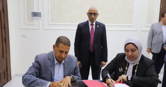 محافظ شمال سيناء يشهد توقيع بروتوكول تعاون لدعم المنظومة الصحية