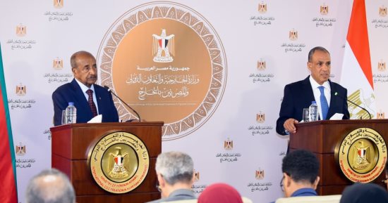 رسائل مصرية حاسمة بشأن البحر الأحمر.. القاهرة وأسمرة ترفضان أى تدخلات خارجية