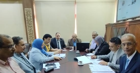 غرفة عمليات امتحانات الشهادة الإعدادية بالقليوبية تتابع انضباط اللجان