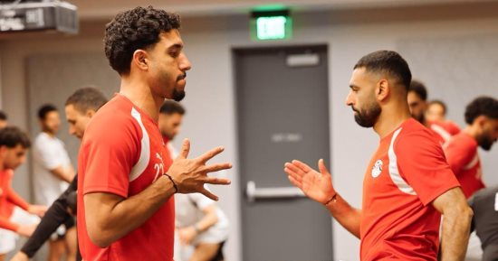 منتخب مصر يخوض تدريبات فى الجيم استعدادا لمواجهة أستراليا.. فيديو