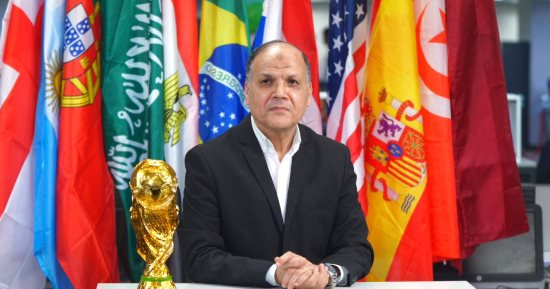عادل عقل: بداية مثيرة لافتتاح المونديال.. طرد وإنذارات في لقاء المكسيك والأولاد