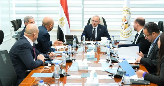 وزير الاستثمار يبحث مع دى بى ورلد تعزيز التكامل التجارى مع الأسواق الأفريقية