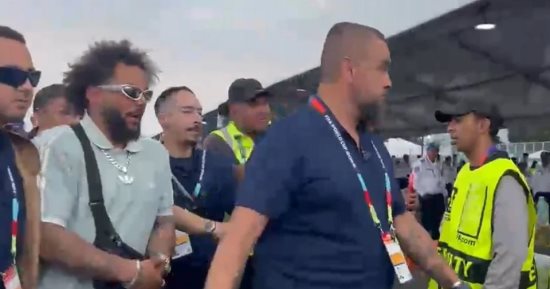 كواليس إجلاء البرازيلي مارسيلو من ملعب افتتاح كأس العالم