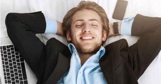 ليست دليلا على الكسل كما تظن.. 3 عادات يومية تكشف تمتعك بذكاء عال