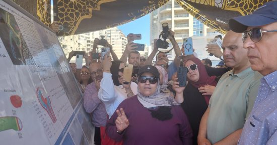 وزير الرى يتفقد أعمال الحماية البحرية بالإسكندرية من السرايا إلى بير مسعود