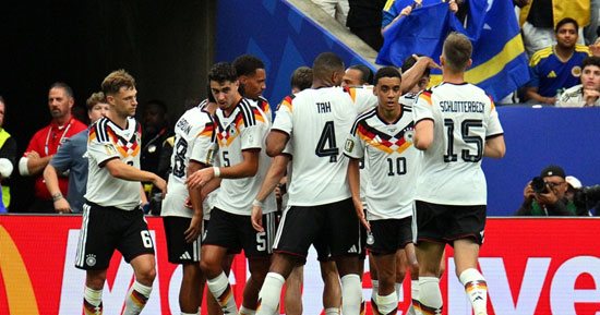 فيفا يرفض إدانة حكم مباراة ألمانيا.. تفاصيل