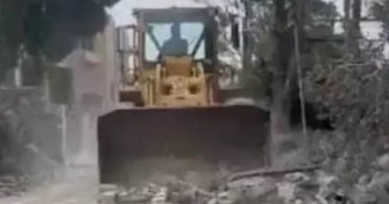 بدء فتح الطرق في صور وبنت جبيل تمهيدا لعودة الأهالي وسط دعوات إلى التريث