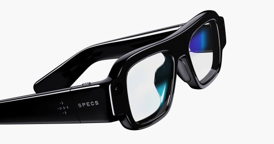 سناب تطلق نظارة Specs للواقع المعزز بشاشة مدمجة وبطارية تدوم 20 ساعة