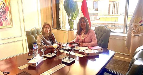 وزيرة الثقافة وخارجية النواب تبحثان استثمار الجولات الخارجية لترسيخ مكانة مصر
