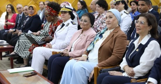 نائب وزير الصحة تشارك فى ندوة تحت عنوان "الأسرة البديلة"