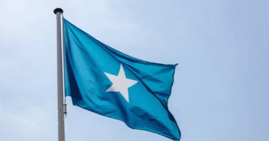 واقع مرعب في الصومال.. يونيسف: 1.2 مليون طفل مهددون بسوء التغذية و500 ألف يواجهون أخطر مراحله.. ومتحدث المنظمة: إغلاق مئات المرافق الصحية والتغذوية يهدد بتفاقم الأزمة الإنسانية وعدم القدرة على الوصول للعلاج