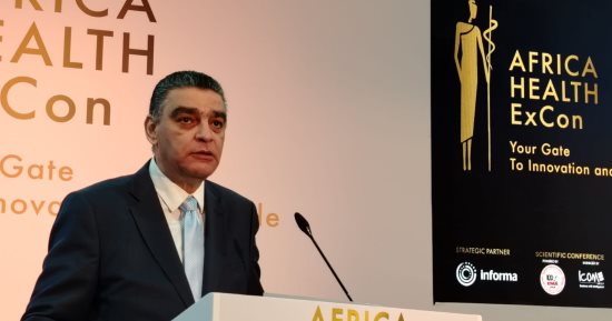 رئيس هيئة الشراء: وفرنا ملياري جنية باستبدال الأدوية الأجنبية بالمنتج المحلى 