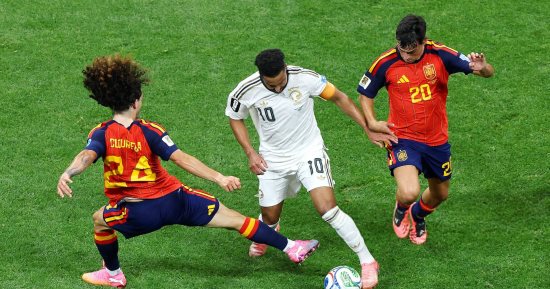 ترتيب مجموعة السعودية بعد تعادل أوروجواي مع الرأس الأخضر في كأس العالم