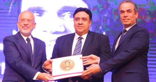 الوطنية للإعلام تمنح اسم العندليب عبد الحليم حافظ وسام ماسبيرو