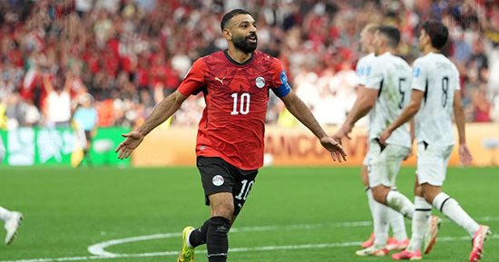 يا مصر بتعمليها إزاى.. منتخب مصر يحقق فوزه الأول فى كأس العالم.. الفراعنة يمزقون شباك نيوزيلندا بثلاثية مدوية.. محمد صلاح ينفرد بلقب الهداف التاريخى.. وتريزيجيه وزيكو أحدث المنضمين لقائمة الهدافين
