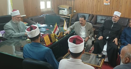 رئيس سوهاج الأزهرية يلتقي أعضاء لجنة المصالحات لإنهاء الخصومات الثأرية