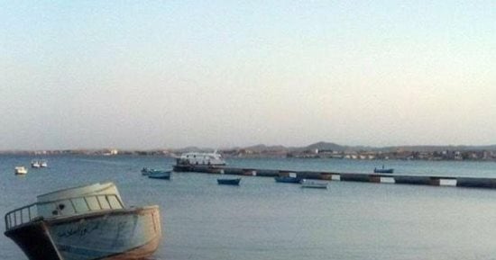 "ميناء القصير".. بوابة الحجاج إلى الحجاز وأحد أقدم الموانئ التجارية على ساحل البحر الأحمر.. عبره مرت كسوة الكعبة المشرفة وازدهرت تجارة الغلال لخدمة ضيوف الرحمن من خلاله.. والأقرب للخط الملاحى الدولى.. صور