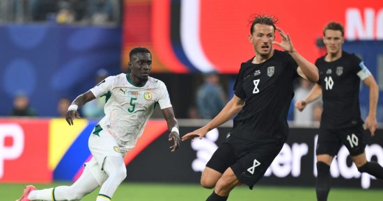 الشوط الأول.. النرويج تتقدم على السنغال بهدف فى كأس العالم
