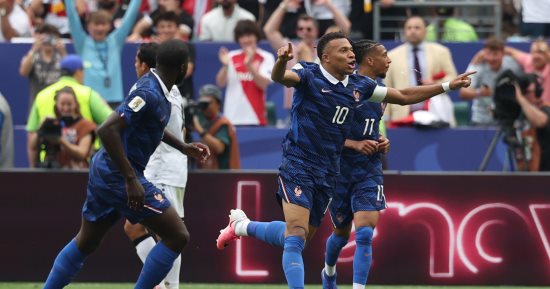 مبابي يطارد ميسي في تاريخ بطولات كأس العالم