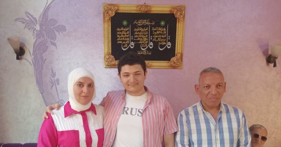 كان متوقع النتيجة.. مباشر من منزل عمر الأول على الشهادة الإعدادية بالمنوفية