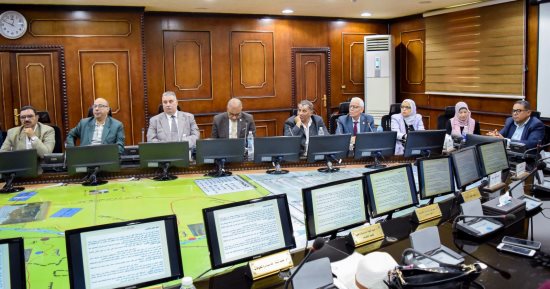مجلس جامعة بني سويف يوافق على تنفيذ التحول الذكي بخدمة المجتمع وتنمية البيئة