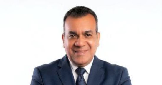 النائب أشرف عزيز: زيادة المعاشات تؤكد انحياز الدولة للفئات الأكثر احتياجًا