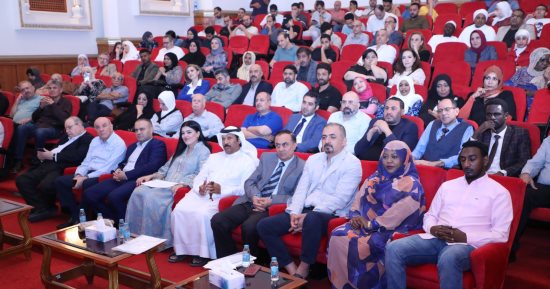 قصائد تفيض بالمحبة والحنين فى أمسية بيت الشعر بالشارقة