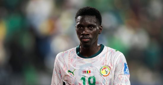 إسماعيلا سار يتجاوز بابا ديوب ويعتلي صدارة هدافي السنغال في كأس العالم