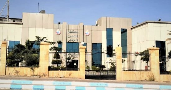 مصرع عاملين وإصابة 20 فى انقلاب سيارة على طريق العلمين ـ وادى النطرون