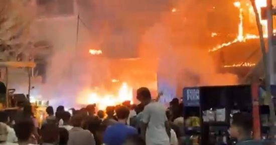 معاينة النيابة لحريق منشأة ناصر تكشف انهيار العقار ووفاة 3 وإصابة 13 آخرين