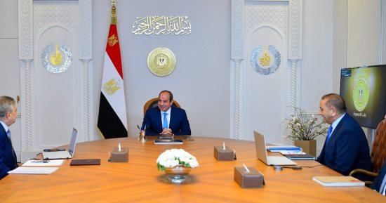 الرئيس السيسى: ضرورة مواصلة العمل على توطين صناعة الوحدات البحرية لتلبية الاحتياجات الوطنية