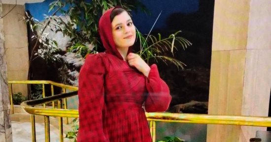مأساة أسرة بالشرقية.. تفاصيل وفاة طالبة داخل لجنة الثانوية العامة.. جدها: جنى كانت من الأوائل وحلمت بدخول كلية الطب.. فقدت الوعى مرتين خلال الأيام الأخيرة بسبب المذاكرة.. وشقيقتها رحلت بأزمة قلبية قبل 4 سنوات