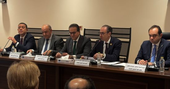 رئيس "صحة النواب" يطالب بإعادة النظر في شروط صرف ألبان الأطفال