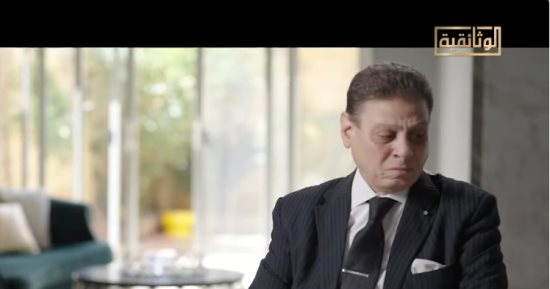 المستشار محمد شيرين فهمى يبكى خلال حديثه عن اغتيال الشهيد هشام بركات