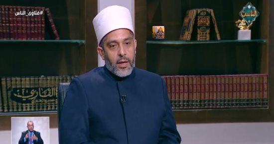 هل يجوز الجمع بين الصلوات بدون عذر؟.. أمين الفتوى يجيب