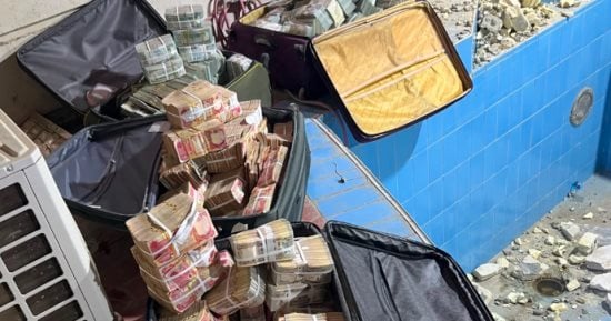 تحقيقات الفساد فى العراق.. التفاصيل الكاملة لحملة اعتقال نواب ومسؤولين.. أكثر من تريليونى دولار أموال منهوبة من بلاد الرافدين منذ 2003.. دعوات تطالب بتوسيع نطاق الحملة.. عدنان الجميلي وعالية نصيف أبرز المتهمين