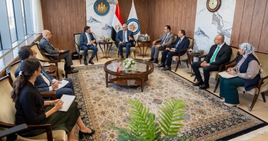 وزير البترول يبحث مع رئيس دانة غاز التوسع فى الاستثمارات وزيادة إنتاج الغاز من حقول الدلتا