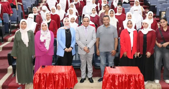 ندوة فى جامعة سوهاج للاحتفال بذكرى ثورة 30 يونيو