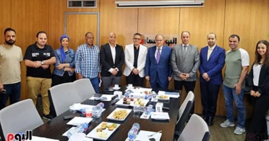 رئيس هيئة الدواء يزور اليوم السابع ورئيس التحرير يستقبله