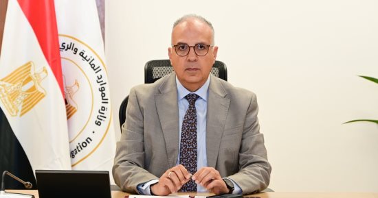 وزير الرى: نشر صور الترع أثناء مناوبات الغلق تضليل متعمد ونتصدى لمروجيه بالقانون