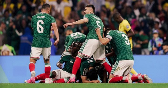 منتخب المكسيك ينهي عقدة الأدوار الإقصائية في المونديال أمام الإكوادور