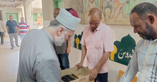 رئيس منطقة سوهاج الأزهرية يتفقد لجان امتحان الثانوية فى أخميم